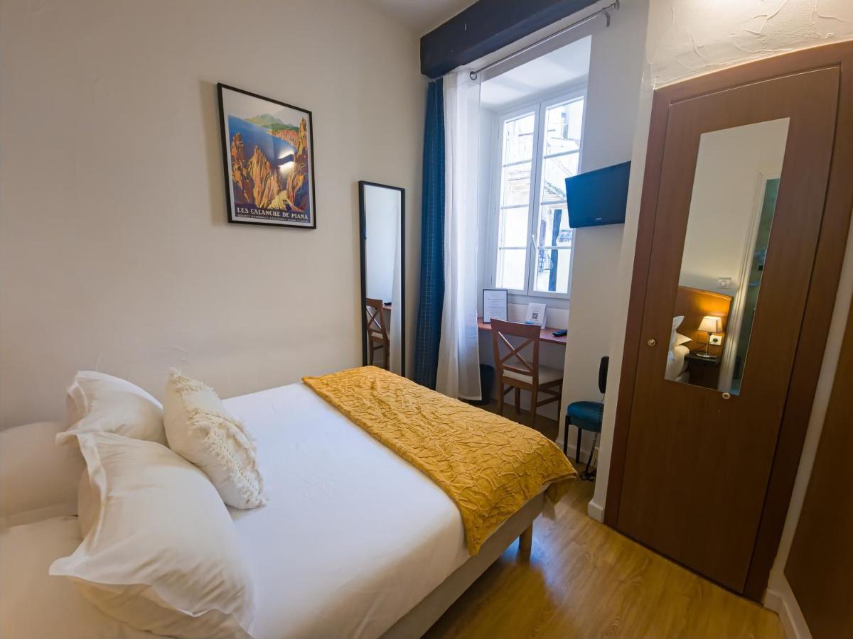 Hotel Posta Vecchia Бастия Экстерьер фото